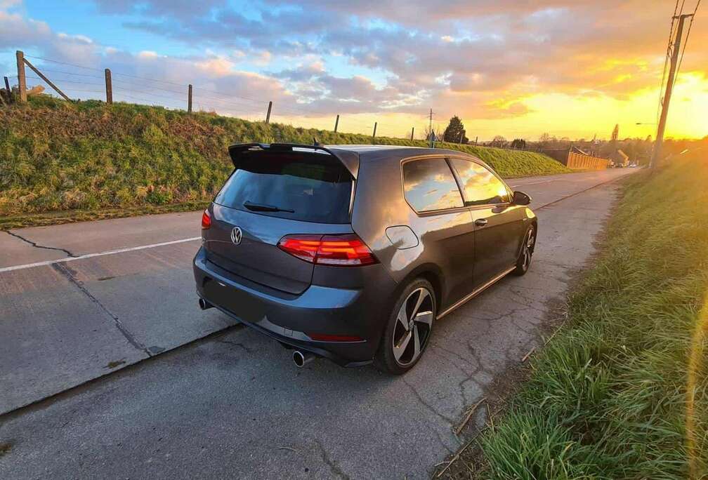 Volkswagen 2.0 TSI Performance