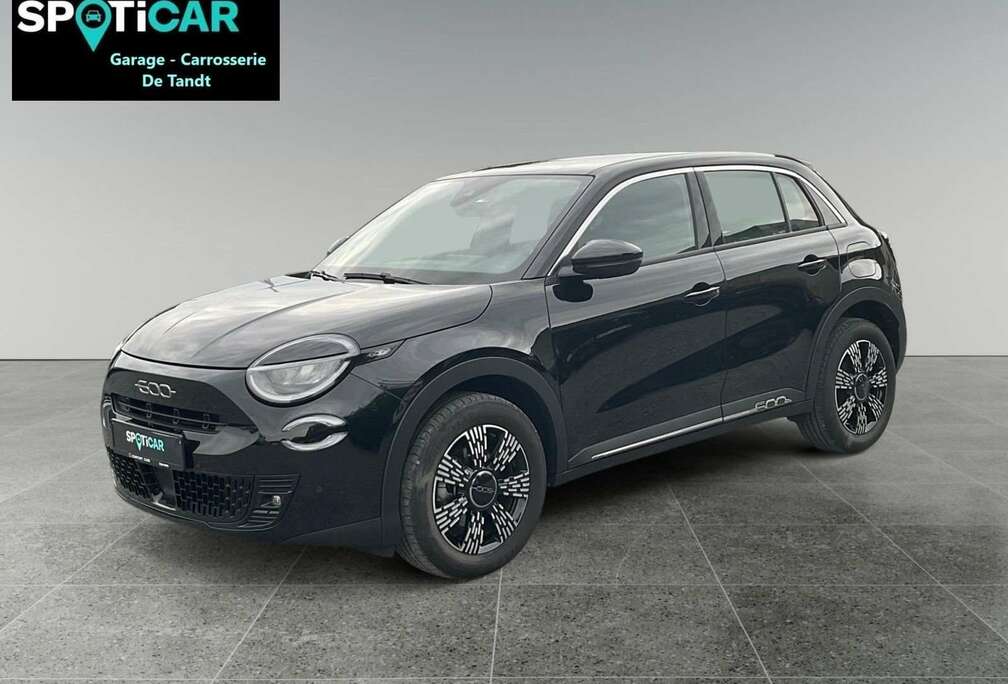 Fiat Pop 1.2 Benzine HYbrid (MHEV) 145 Pk vele optie\'s