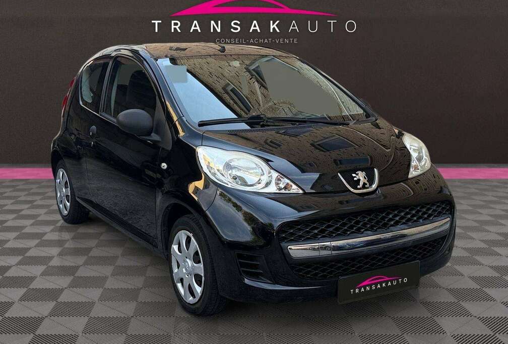 Peugeot 107 1.0i Urban Move/CARNET COMPLET/GARANTIE 12 MOIS