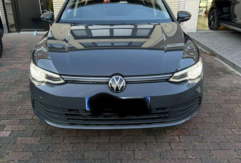 Volkswagen 1.0 eTSI Life OPF DSG