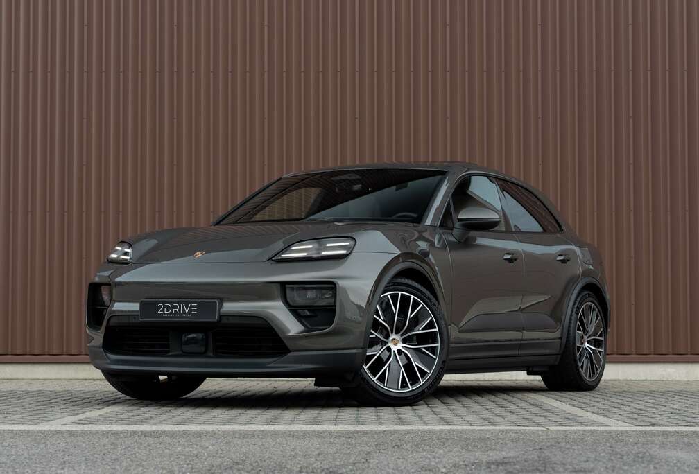 Porsche Macan 4  100 kWh  Aventurine Green