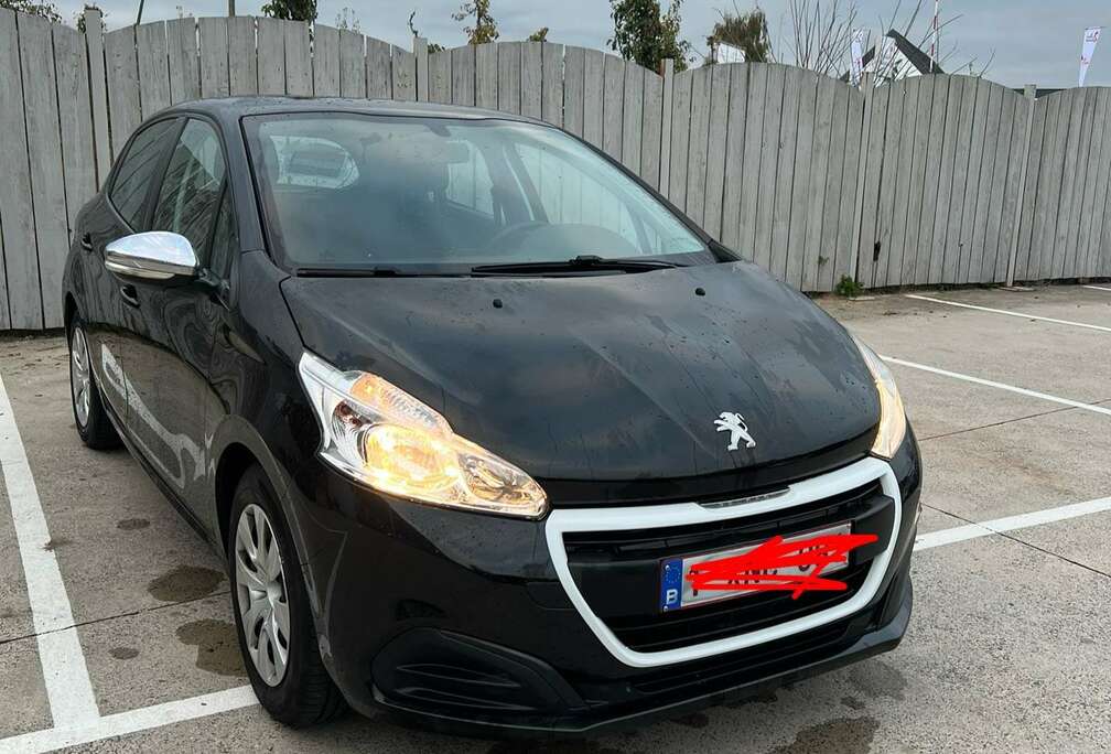 Peugeot 1.2i Like