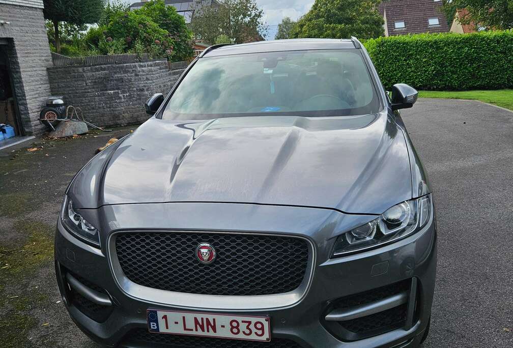 Jaguar F-Pace+2.0+D+AWD+R-Sport+(EU6.2)