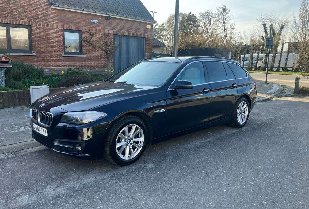 BMW Touring 528i XAS
