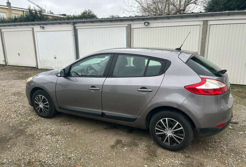 Renault dealer onderhouden (eerste eigenaar)