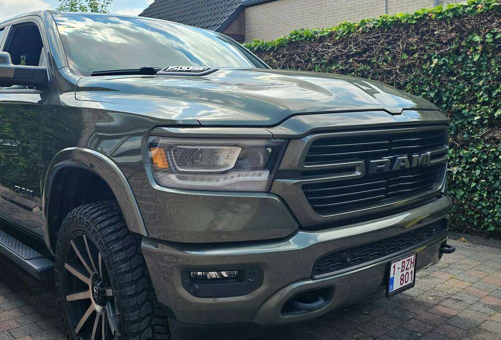 Dodge laramie sport