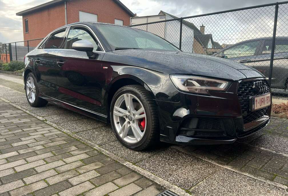 Audi 1.5 TFSI cylinder on demand Limousine Str sport