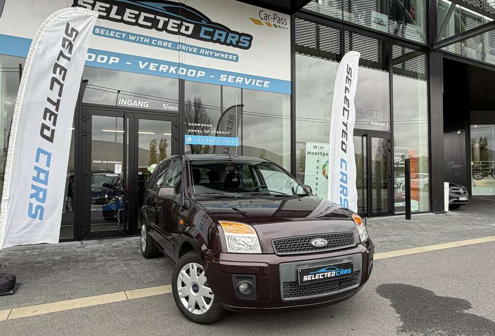 Ford 1.25i Benzine Black Magic slechts 33DKM
