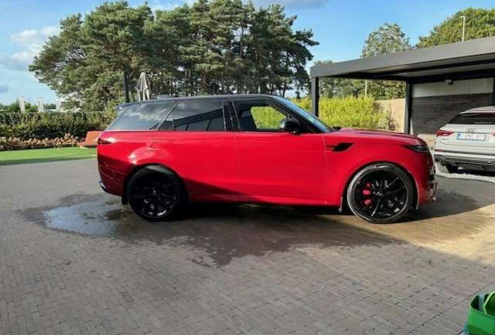 Land Rover Range Rover Sport D300 Dynamic HSE