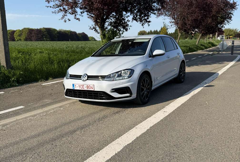 Volkswagen 1.6 TDi Virtual Cockpit Carplay