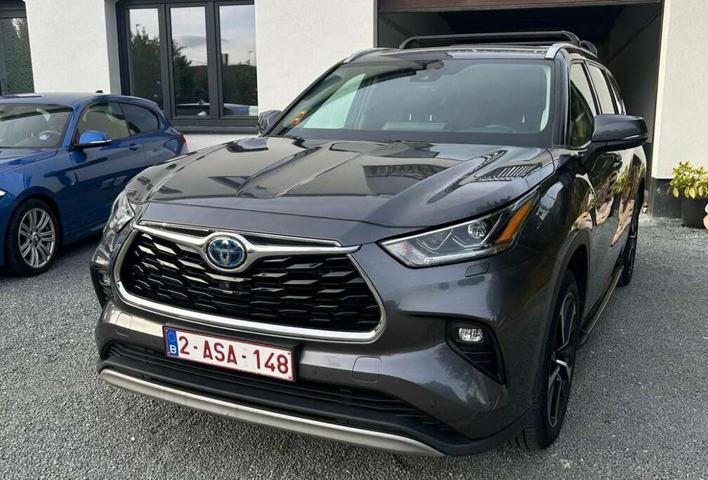 Toyota Hybrid 2.5i AWD Premium Plus