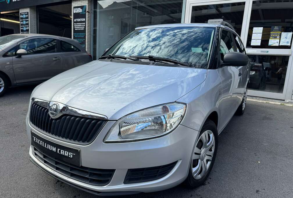 Skoda SW 1.2 TSI Airco Vitres Elect  Carnet Garantie