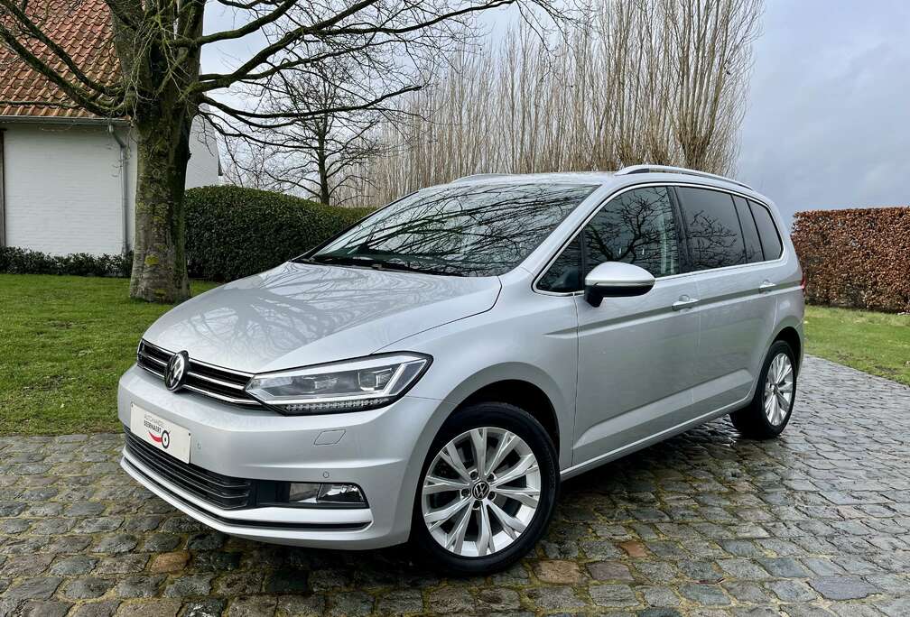 Volkswagen 2.0TDi Highline DSG/1eignr/Camera/AdaptCruise