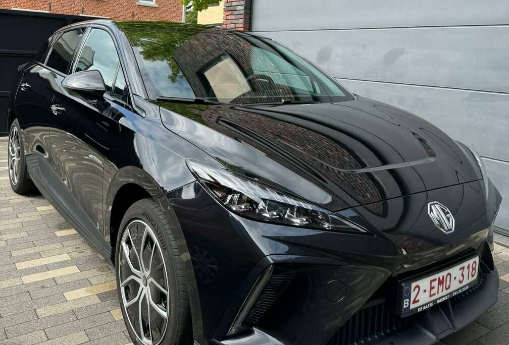 MG 64 kWh Luxury long range - garantie tot 2030 - BTW inclusief