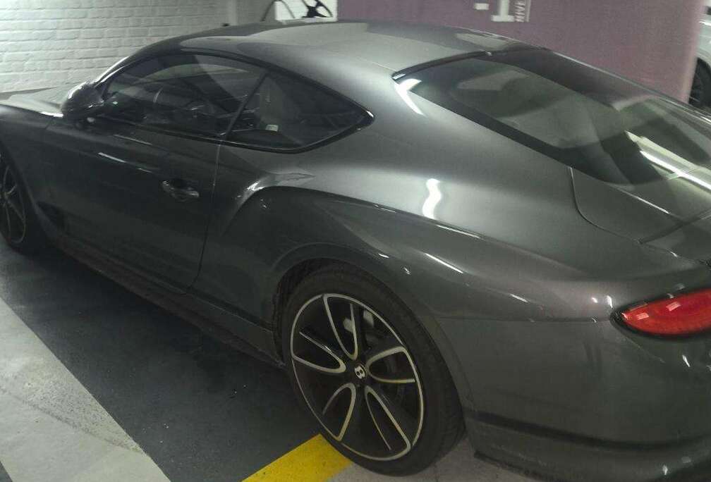 Bentley Continental GT 6.0 BiTurbo W12