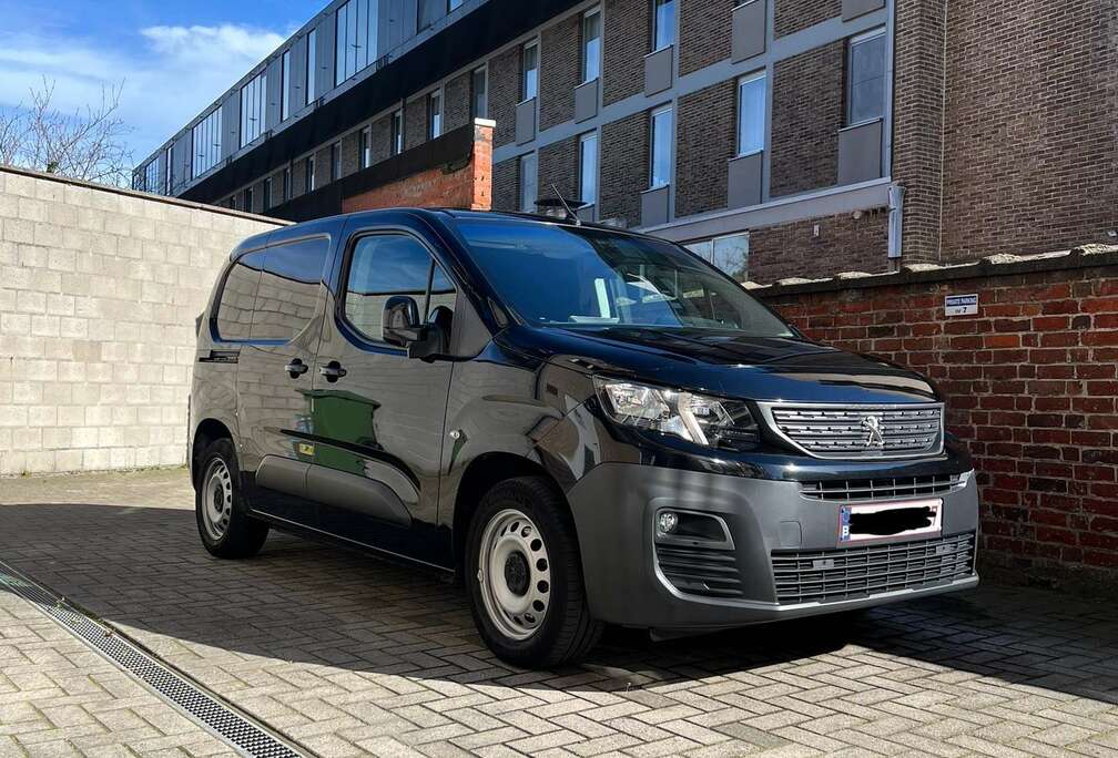 Peugeot 1.5 BlueHDi L1 S/S KEYLESS AUTOMAAT CARPLAY NAVI