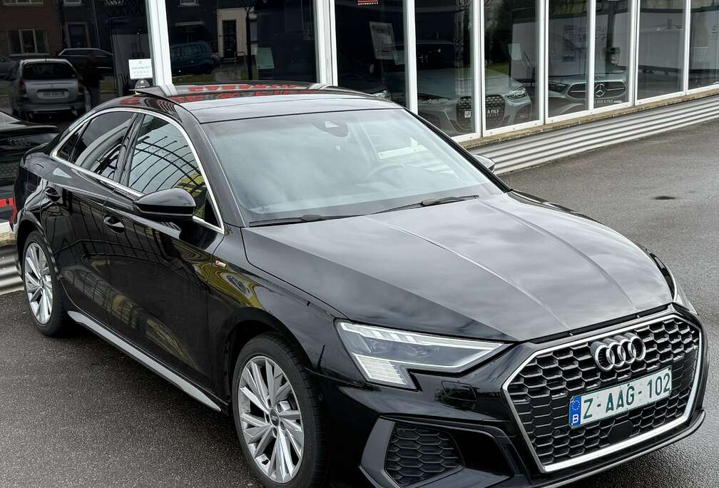 Audi 35 TDi S line S tronic Toit Pano Xenon Sieges Spor