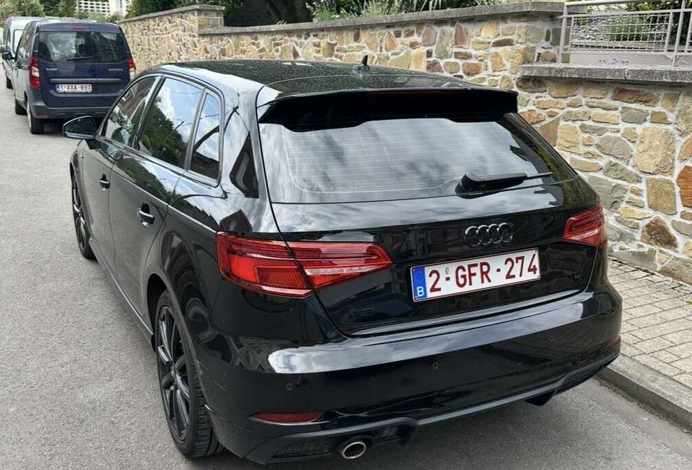Audi Sportback 1.6 TDi Ambition S line