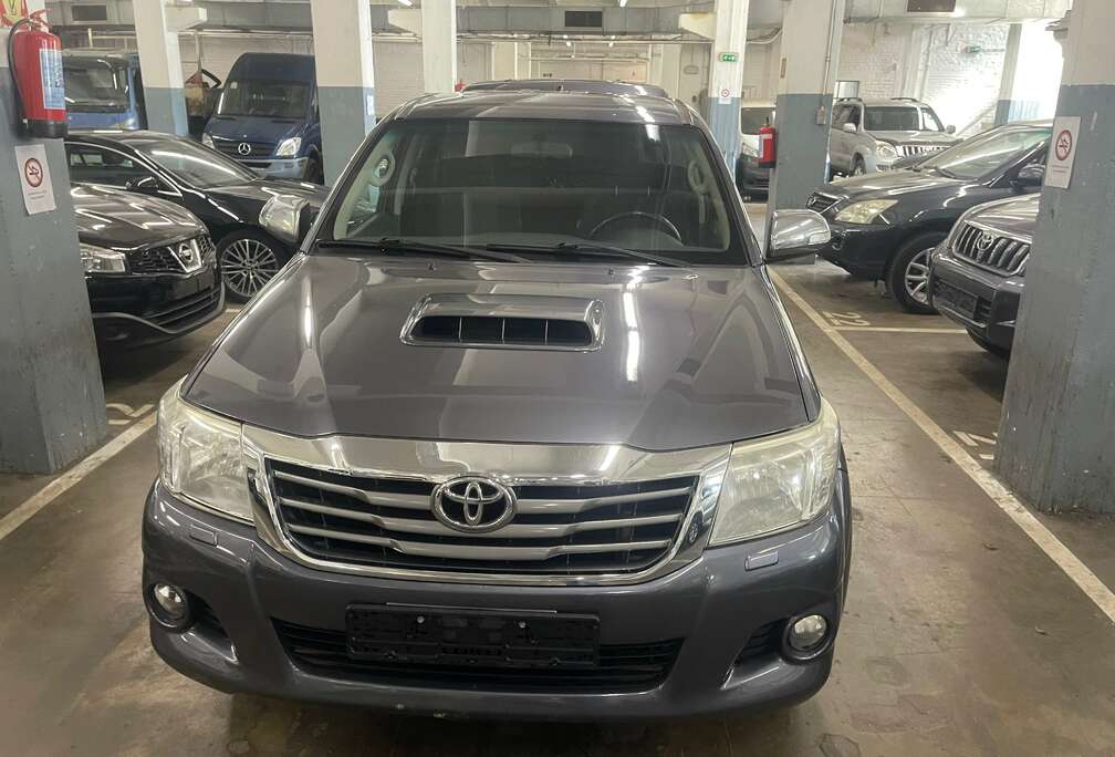 Toyota 2.5 D-4D 4WD STX
