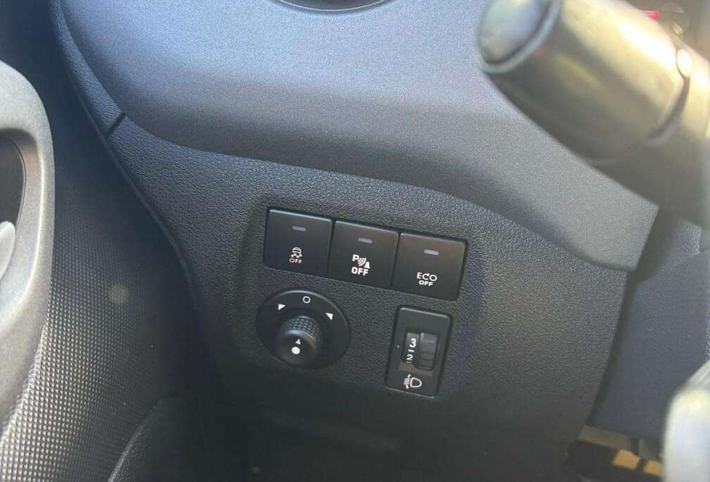 Peugeot Tepee 1.2 PureTech Active S&S