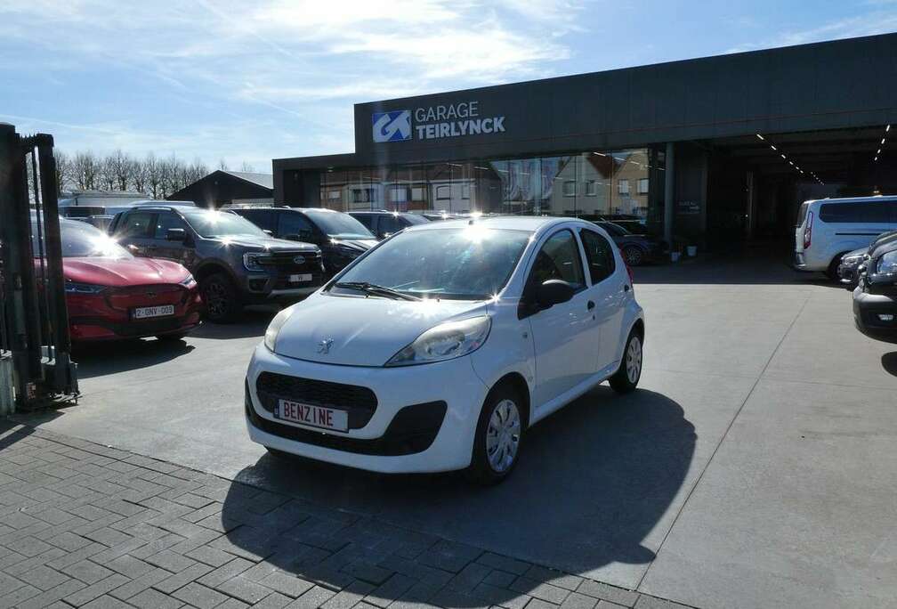 Peugeot 1.0 i benzine 70pk 5d Business (57138)