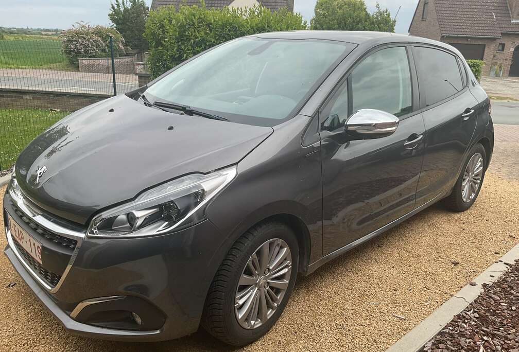 Peugeot 208 1.2i PureTech Active S
