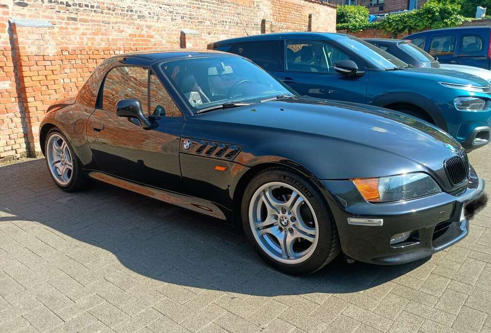 BMW 2.8i