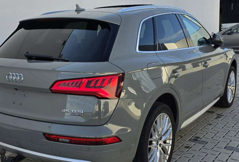 Audi 45 TFSI quattro S tronic sport