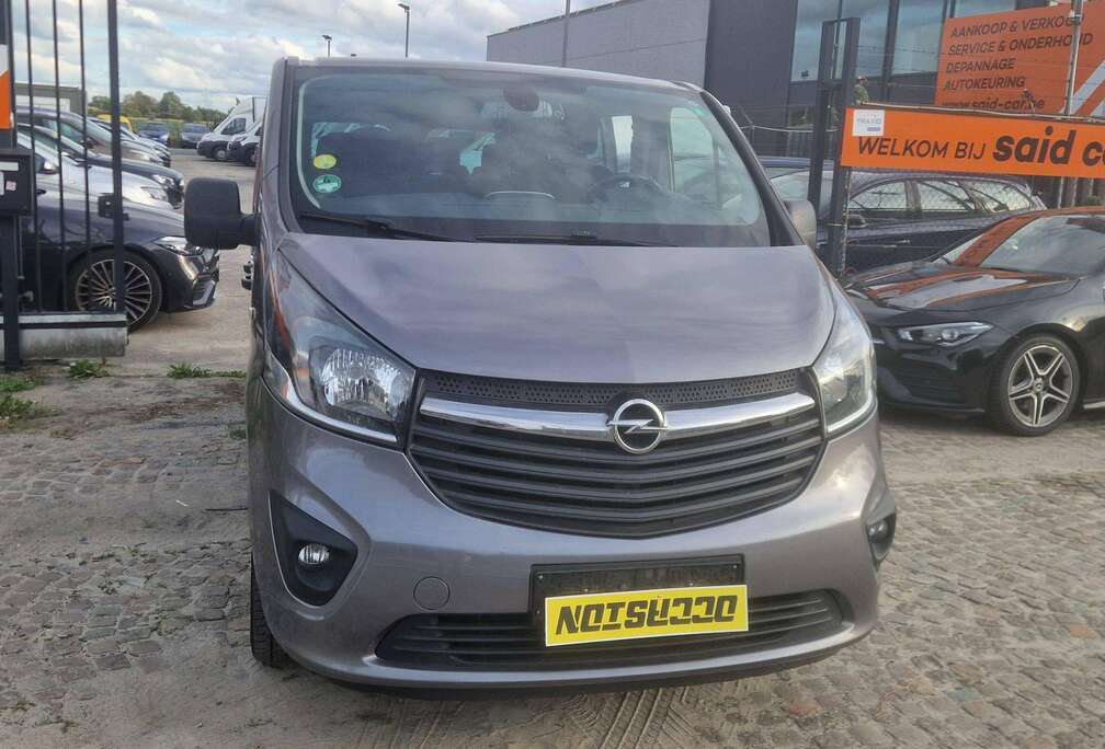Opel Minibus 8 place