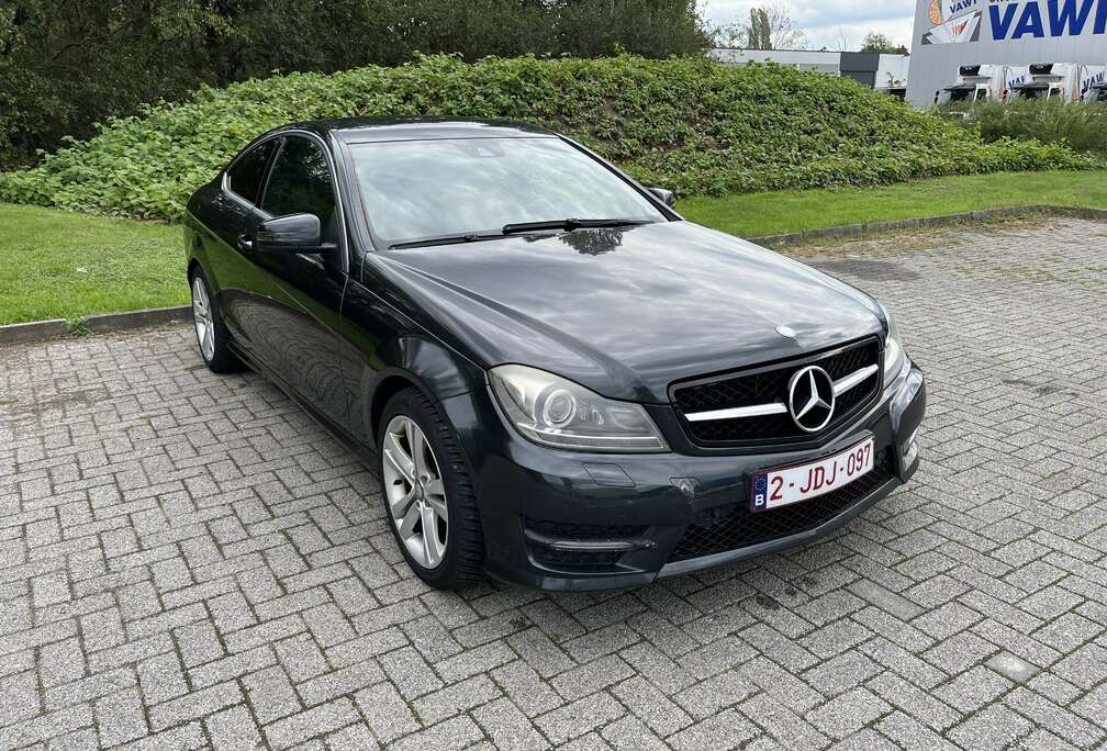 Mercedes-Benz Coupe 7G-TRONIC Edition