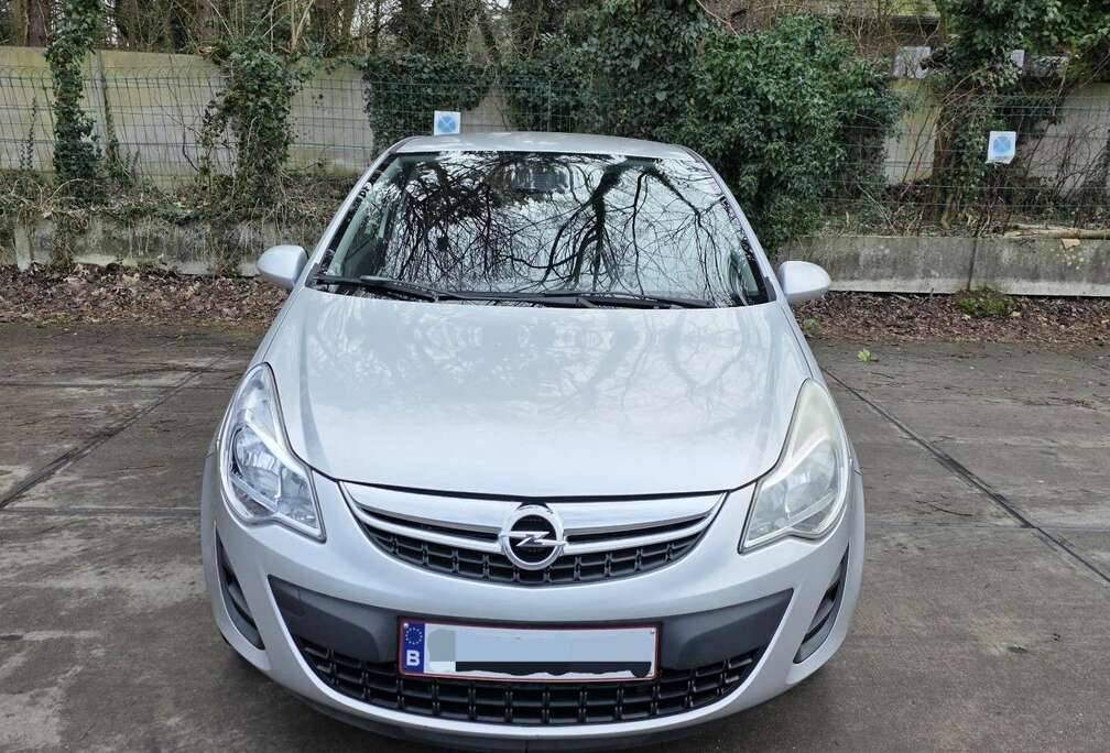 Opel 1.0i Essentia