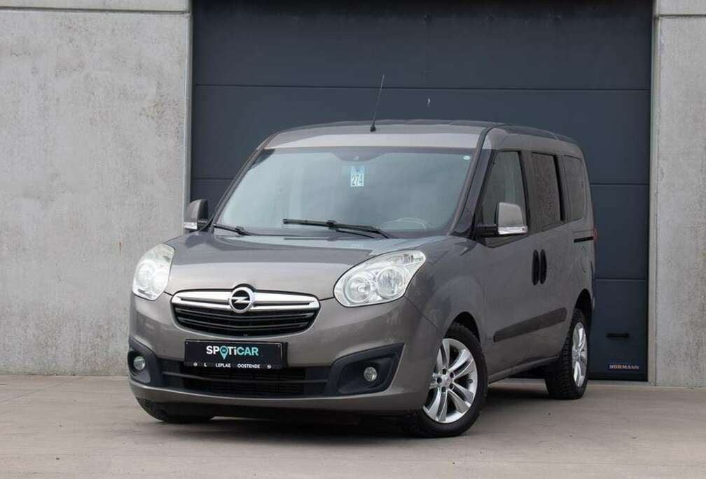 Opel ROLSTOELWAGEN2+11.6 MT6 120PKSENSORENAIRCO