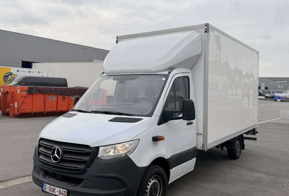 Mercedes-Benz 315 CDI Standard VA 9G-TRONIC