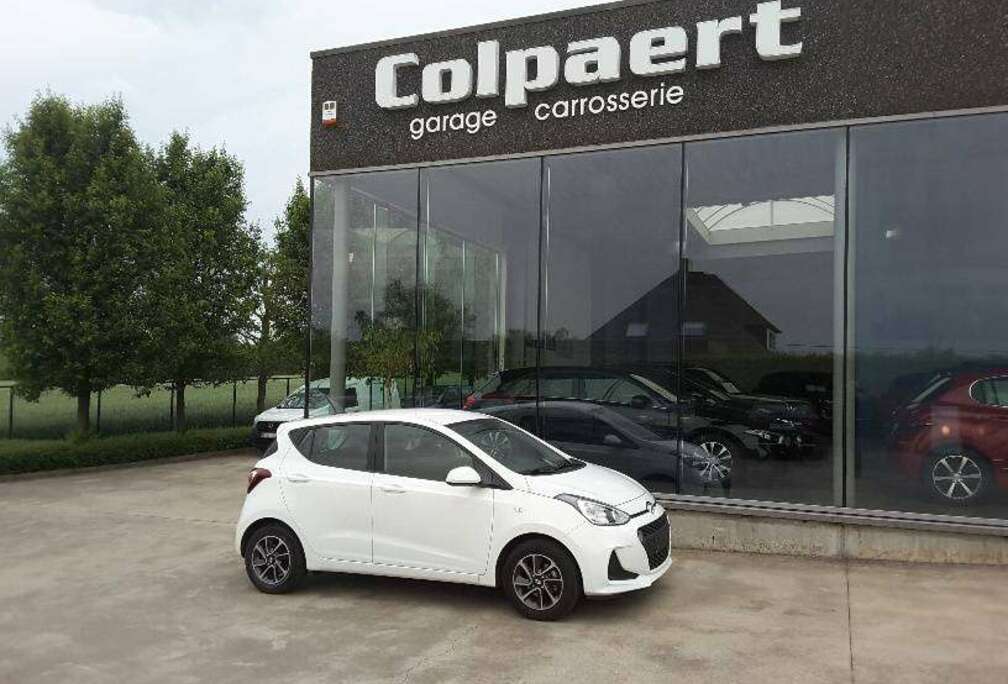 Hyundai i10 1.1i Lounge