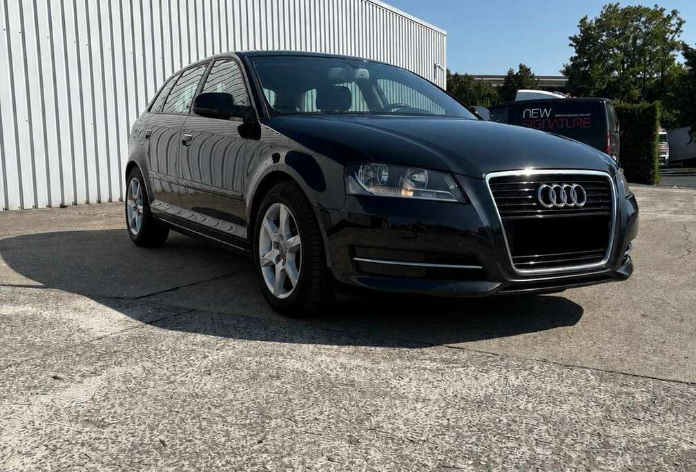 Audi Sportback 1.6 TDi Ambition Start/Stop DPF