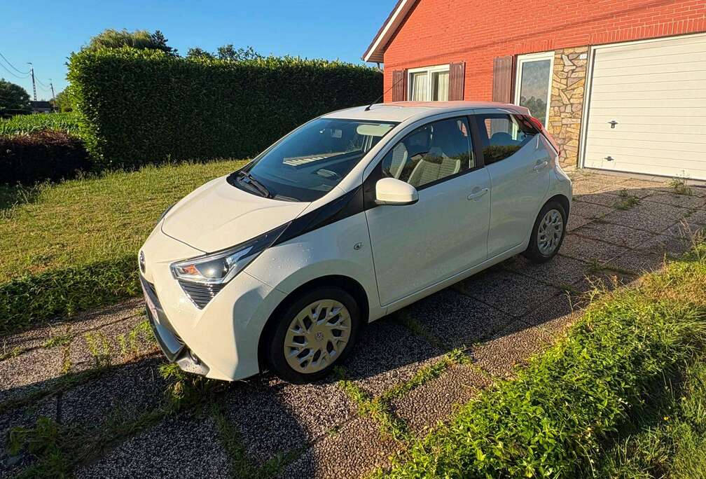 Toyota Aygo 1.0i VVT-i x