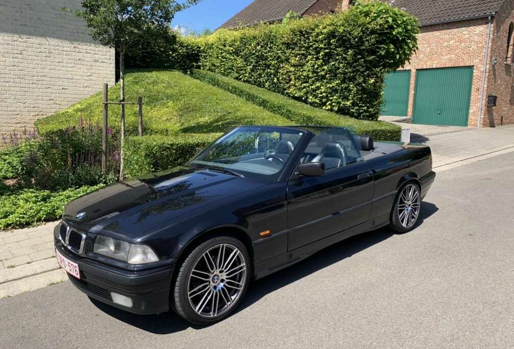 BMW 320i