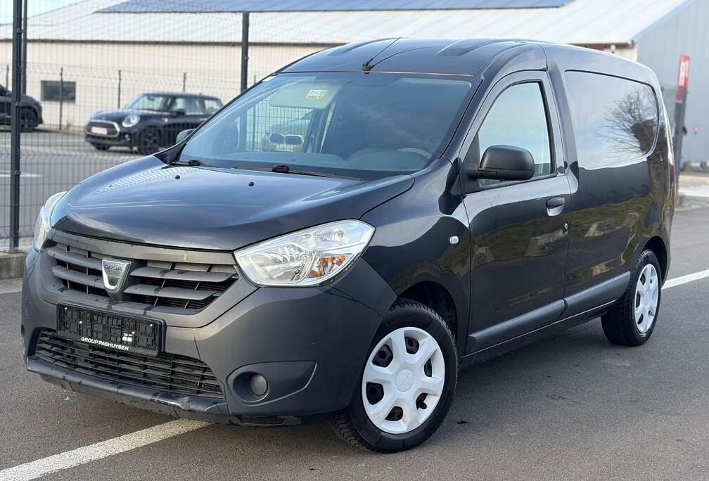 Dacia 1.5 dCi * Navigateur GPS * Climatisation