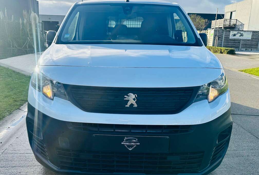 Peugeot Partner L2/3zit/2022/airco/cruis/9083€ netto