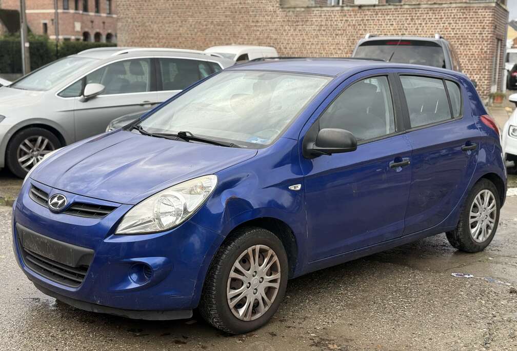 Hyundai 1.2i benzine zo mee te nemen kopeling slijpt