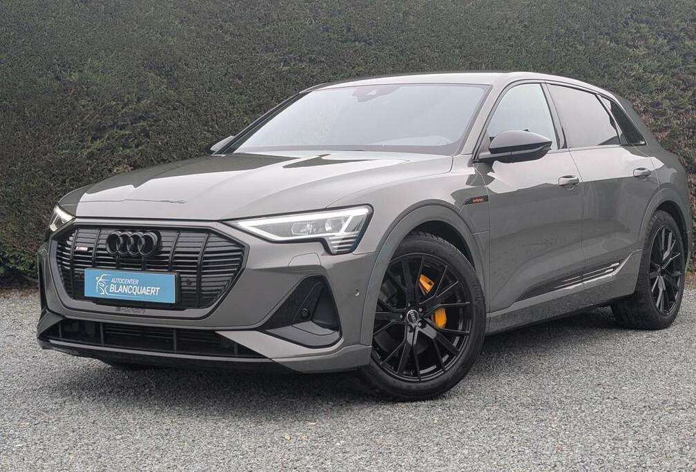 Audi (Q8) e-tron -2x S-line- Black edition-chronosgrijs