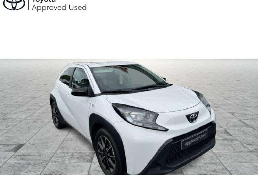 Toyota X play & Comfort Pack AygoX X-play & Comfort Pack