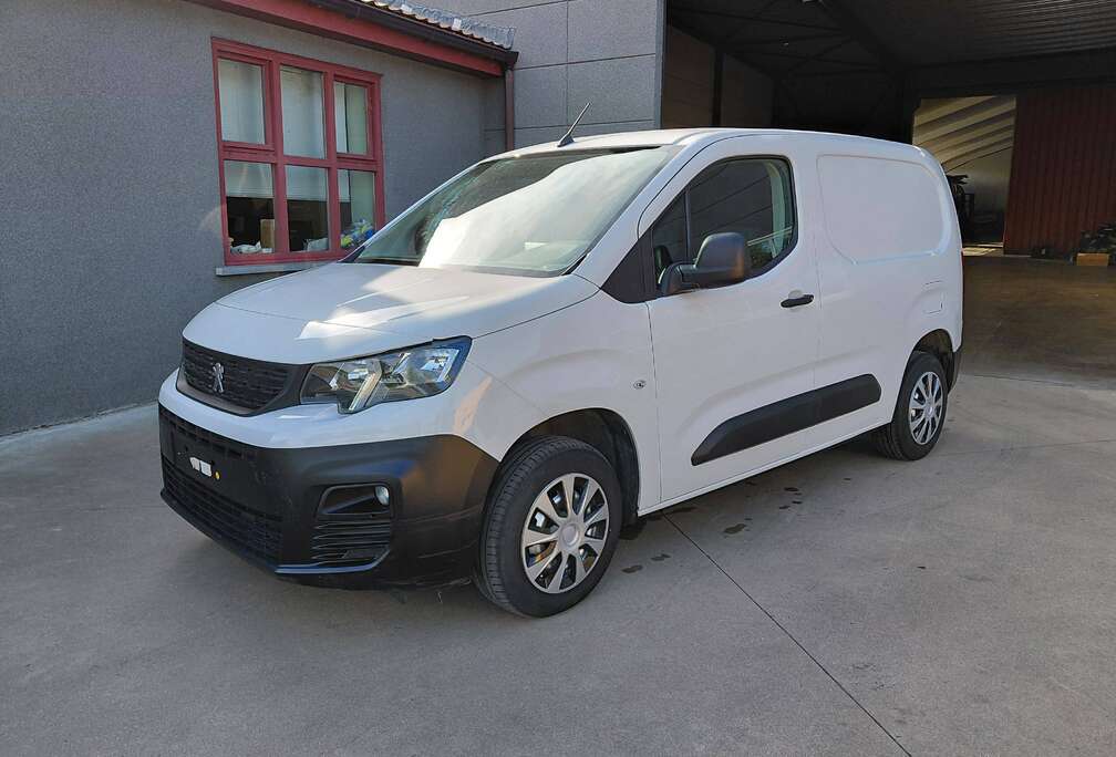 Peugeot Euro 6d, 3 plaatsen, 1 jaar garantie, airco