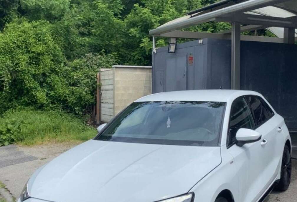 Audi Sportback CNG 30 TFSI g-tron Business Edition S li