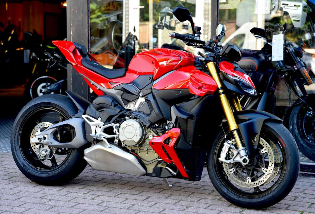 V4S ***MOTO VERTE***