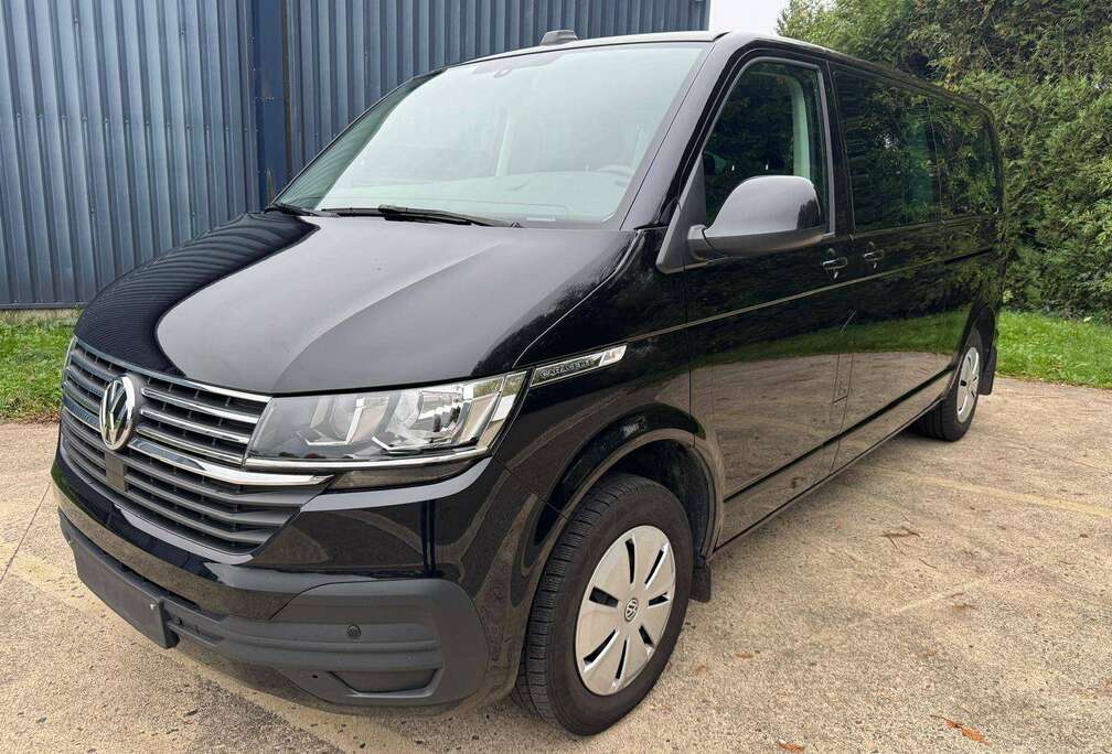 Volkswagen Double cabine Utilitaire 5 places LONG CHASSIS DSG