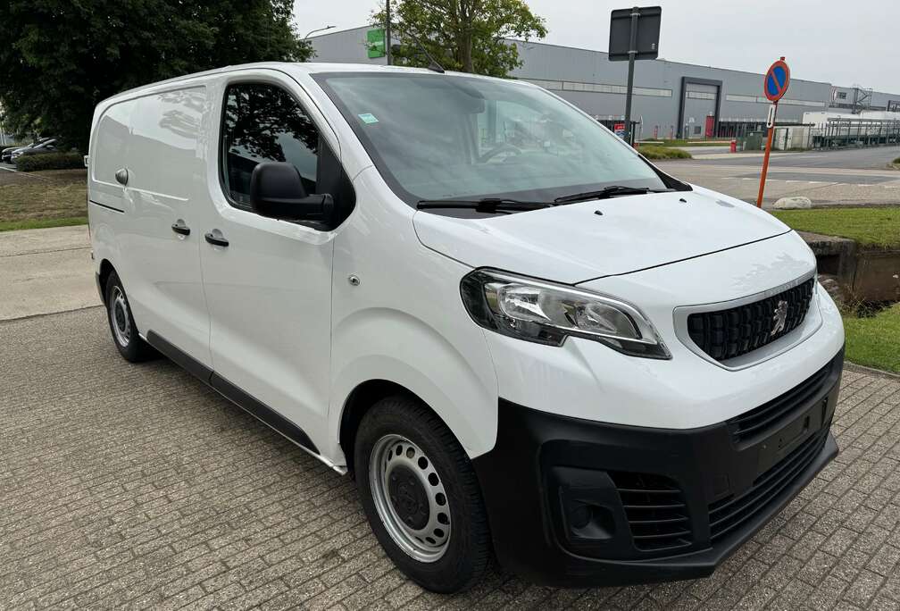 Peugeot 1.5 BlueHDi L1 Compact Premium CU+ S