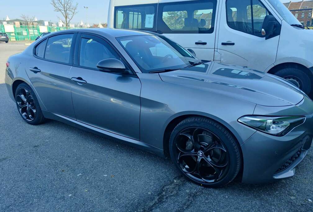 Alfa Romeo 2.2 JTDm Super (EU6d-TEMP)