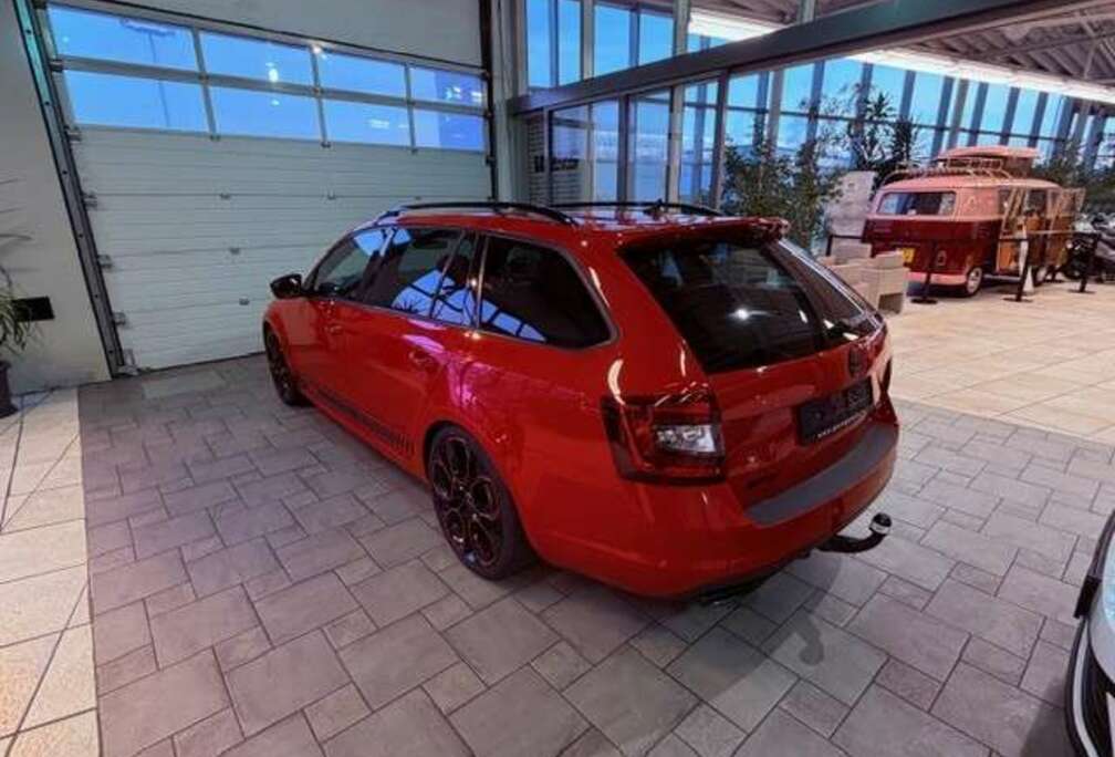 Skoda Combi RS 2.0 TSI DSG 180KW-245CV - Attelage -