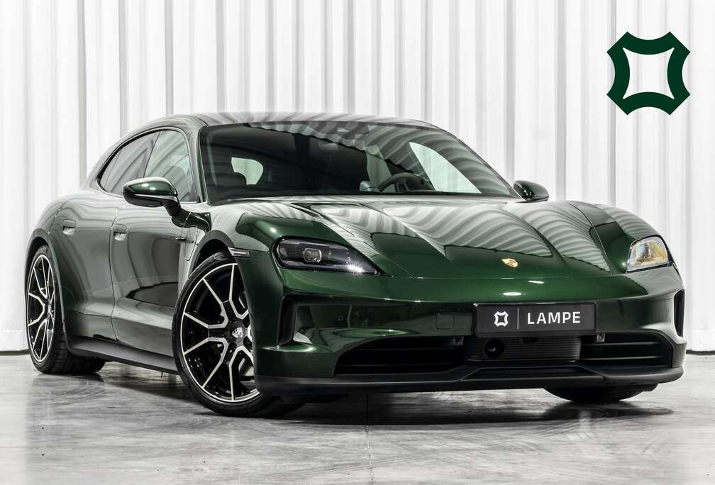 Porsche Sport Turismo Oak Green Performance Plus BOSE Pano